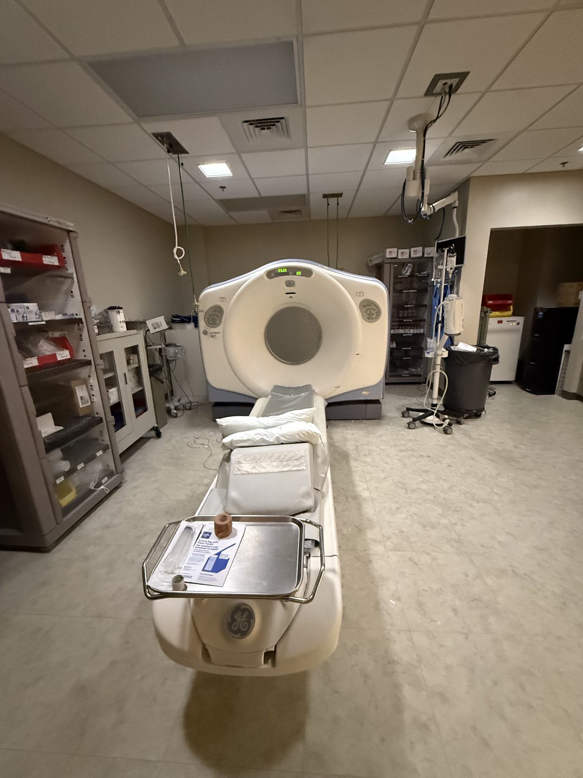 GE LightSpeed VCT 64 CT scanner